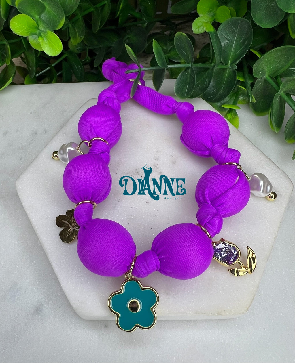 Bubblegum bracelet